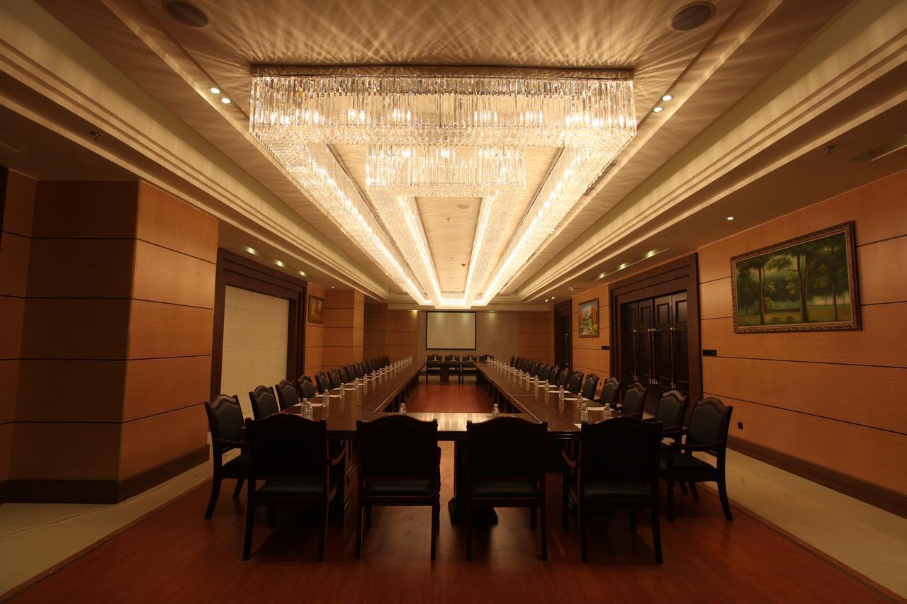 Chengdu Zhengyuan Xiyue Hotel Buitenkant foto