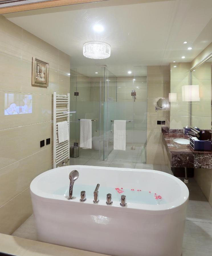 Chengdu Zhengyuan Xiyue Hotel Buitenkant foto